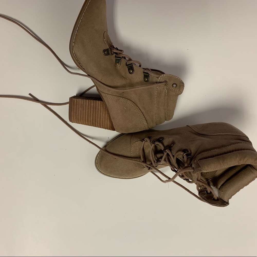 Ankle boots